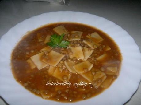 pasta,fresca,brodo,lenticche