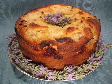 Torta pere e mirtilli alla lavanda