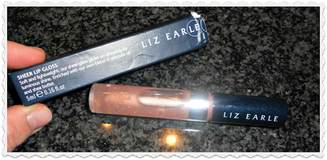 Liz Earle Colour- Linea Make up