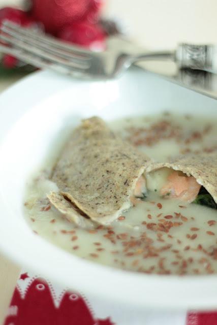 Crespelle rustiche in crema di topinambur,per le feste ma anche in piedi