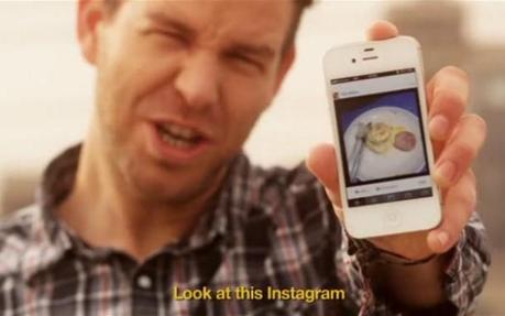 La video Parodia di Instagram