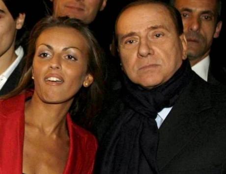 Francesca Pascale da Fuorigrotta ad Arcore. La fidanzata di Silvio Berlusconi 