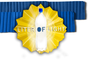 ILLUMINAZIONE DALLE BOTTIGLIE DI PLASTICA: LITER OF LIGHT