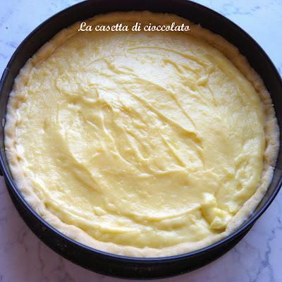 Crostata alla crema cotta e cuore di ananas