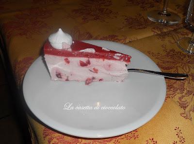 Bavarese meringata allo yogurt e fragole