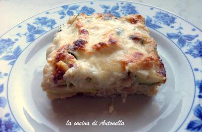 Parmigiana di zucchine in salsa di formaggi