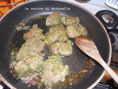 Spezzatino di vitello salvia e noci al latte