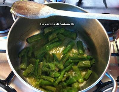 Risotto di asparagi verdi e zafferano