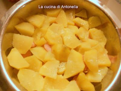 Tortino di patate e wurstel al forno