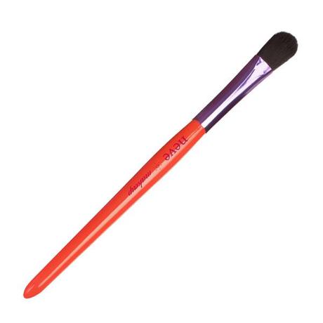 NeveCosmetics-Coral-Flat-Brush