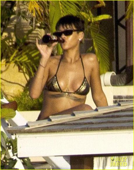 Rihanna bikini Bardados