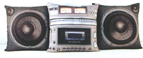 Christmas Wishlist: Boombox set