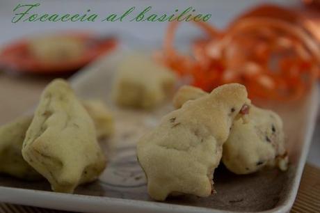 Focaccia olive nere e pancetta 