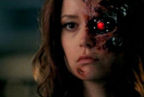 TERMINATOR: THE SARAH CONNOR CHRONICLES: Cameron's (Summer Glau) chip is gone in the I dieci robot più sexy di sempre