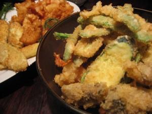 Tempura con fritto di mare e verdure