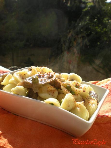 Orecchiette con Carciofi, Piselli e Bottarga di Tonno