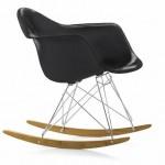RAR Eames Plastic – Vitra sedia a dondolo Vitra RAR rocking chair Eames