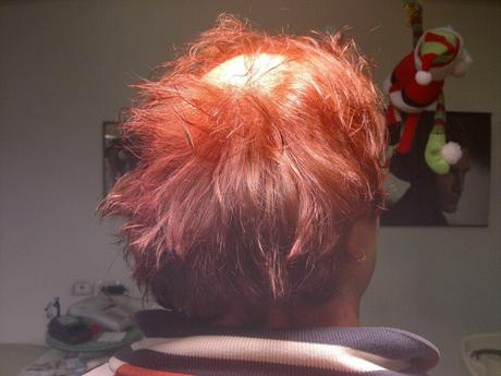 CAPELLI MASCHILI ROSSO INTENSO PER LE FESTE NATALIZIE!!!! BUON NATALE A TUTTI!!!!!