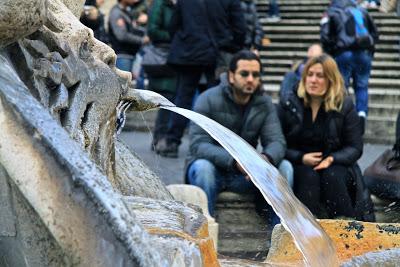 per Piazza di Spagna