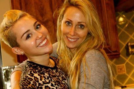 Miley Cyrus mamma