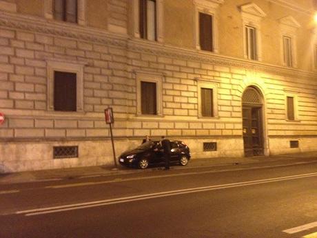 Ma voi siete contenti che Corso Vittorio Emanuele sia ridotto così ogni giorno? Non vi sentite anche voi umiliati?