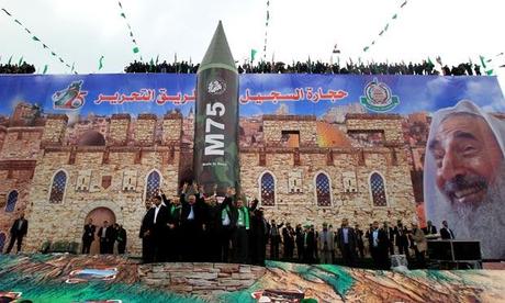 Leader di Hamas sul palco a Gaza City 