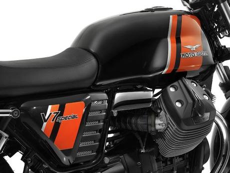 Moto Guzzi V7 Special 2013