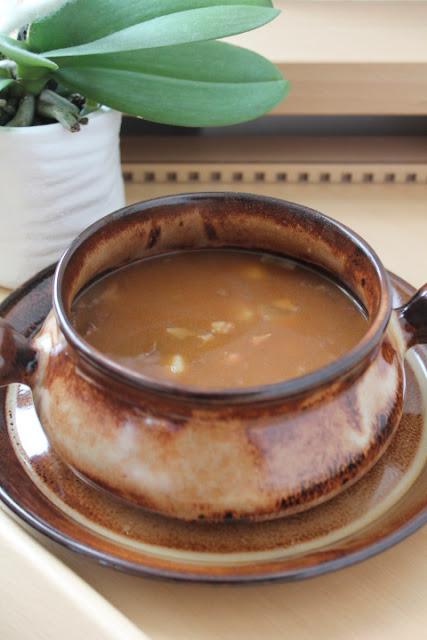 Gulaschsuppe (zuppa di gulasch)