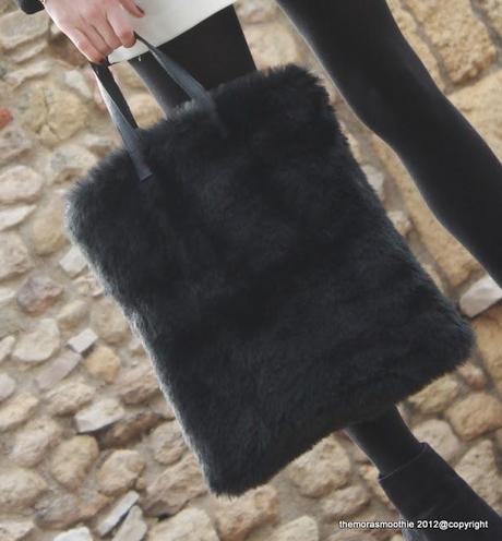 Diy faux fur bag!