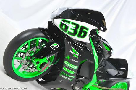 Kawasaki ZX-6R 2005 by Cody Kitchen