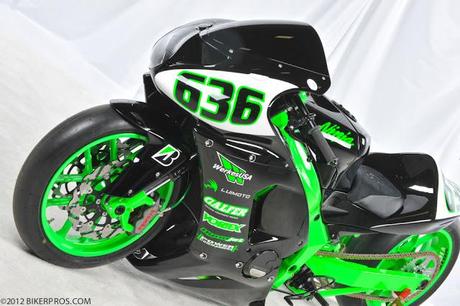 Kawasaki ZX-6R 2005 by Cody Kitchen