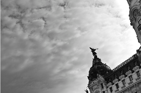 Cielo bianco su Madrid