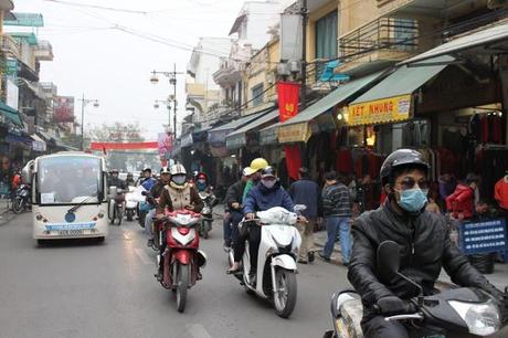 DIARIO DI BORDO: CAPITALE DEL VIETNAM E LA BAIA DI HALONG