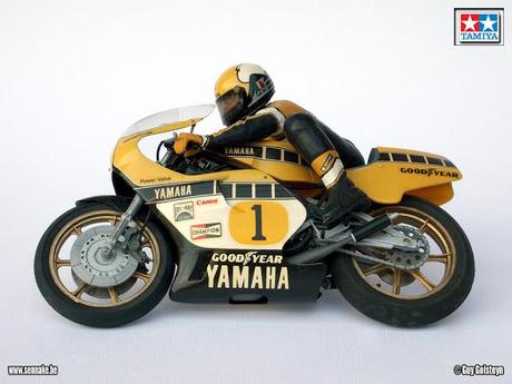 Diorama - Kenny Roberts & Yamaha YZR 500 1980 by Sennake (Tamiya)