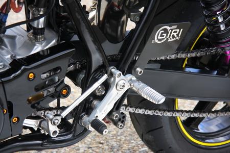 Yamaha SR 400 by Dell-Sara