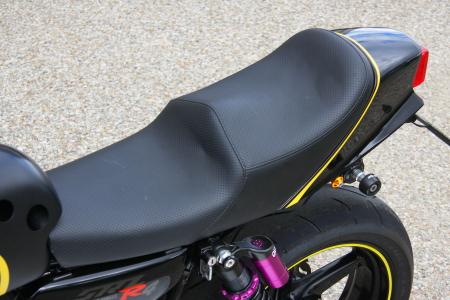 Yamaha SR 400 by Dell-Sara