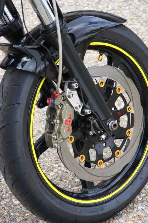 Yamaha SR 400 by Dell-Sara