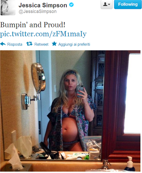 Jessica Simpson's Baby Bump photo!!