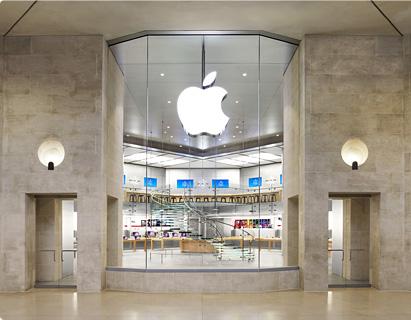 Furto all’Apple Store di Parigi: un milione di euro rubato con iPhone e iPad