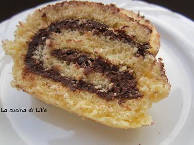 Dolci: Rotolo con crema al cioccolato