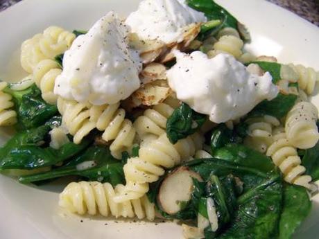 Epifani 2013, ricette primi facili: fusilli ai 4 formaggi e spinaci