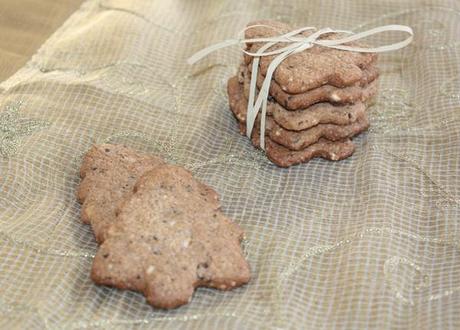 Biscotti di farina di farro e castagne con confetti