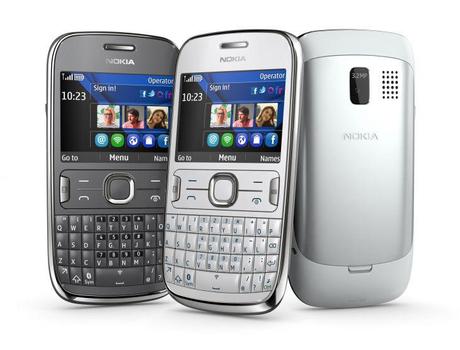 Nokia Asha 302 Manuale PDF Guida e caratteristiche tecniche