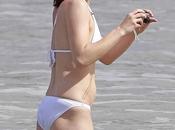 splendida Milla Jovovich bikini Maui: Ecco foto