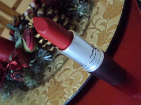 Review - Mac Ruby Woo lipstick