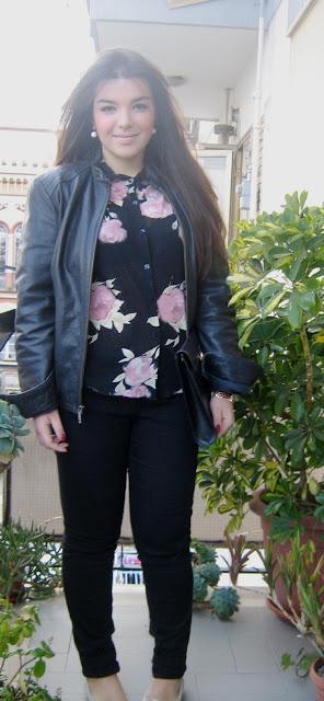 My first outfit : floral shirt and leather jacket