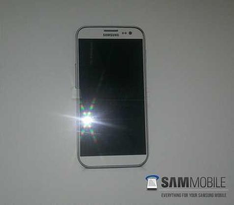 Galaxy S IV Android foto e caratteristiche del nuovo smartphone Samsung
