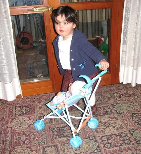 DUEZEROUNODUE, DUEZEROUNOTRE - INSALATA DI POLLO CON PERE ARROSTO, ASIAGO E VINAIGRETTE ALLA SENAPE