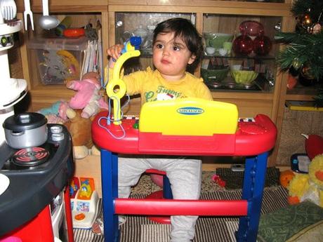 DUEZEROUNODUE, DUEZEROUNOTRE - INSALATA DI POLLO CON PERE ARROSTO, ASIAGO E VINAIGRETTE ALLA SENAPE