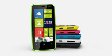 Smartphone economico Nokia Lumia 620 Windows Phone 8 specifiche tecniche